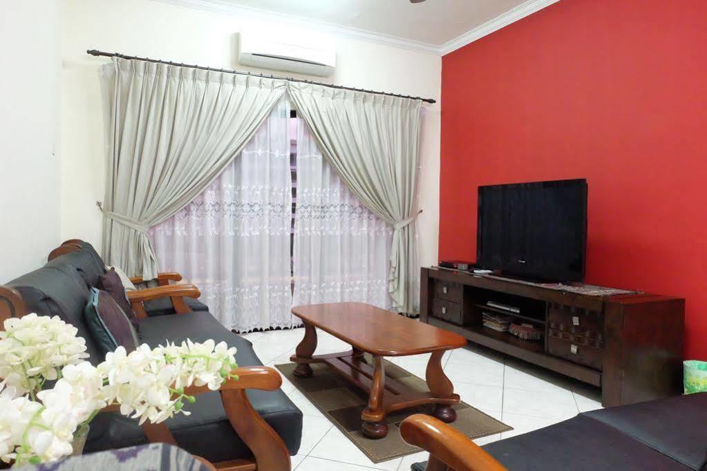 North Borneo Paradise@marina Court Pangsapuri *